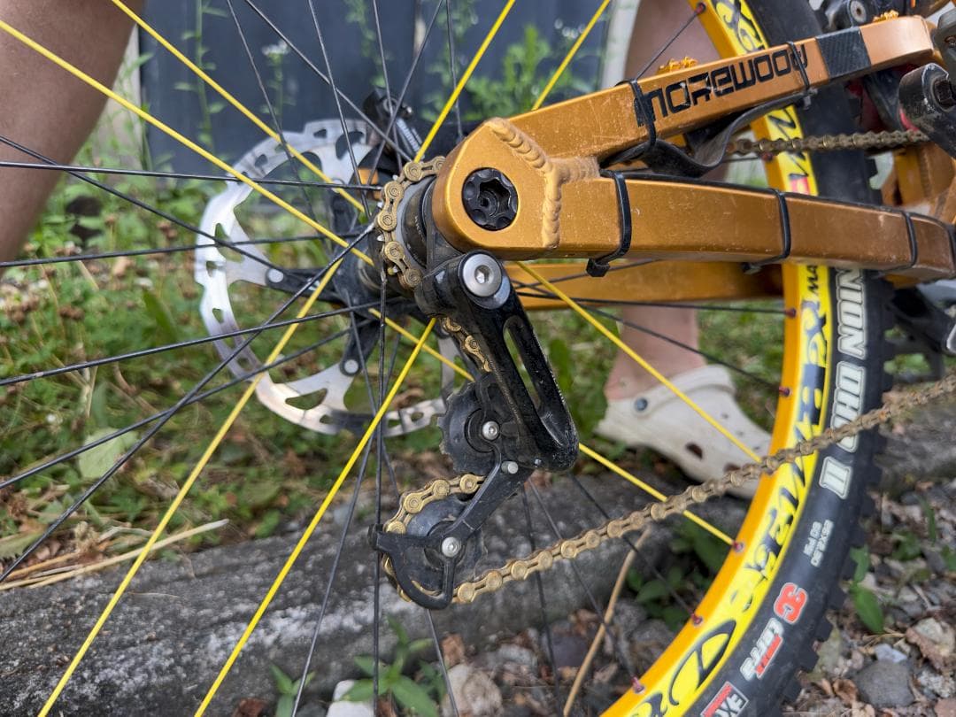 S*g様 MOREWOOD ダウンヒルMTB DH