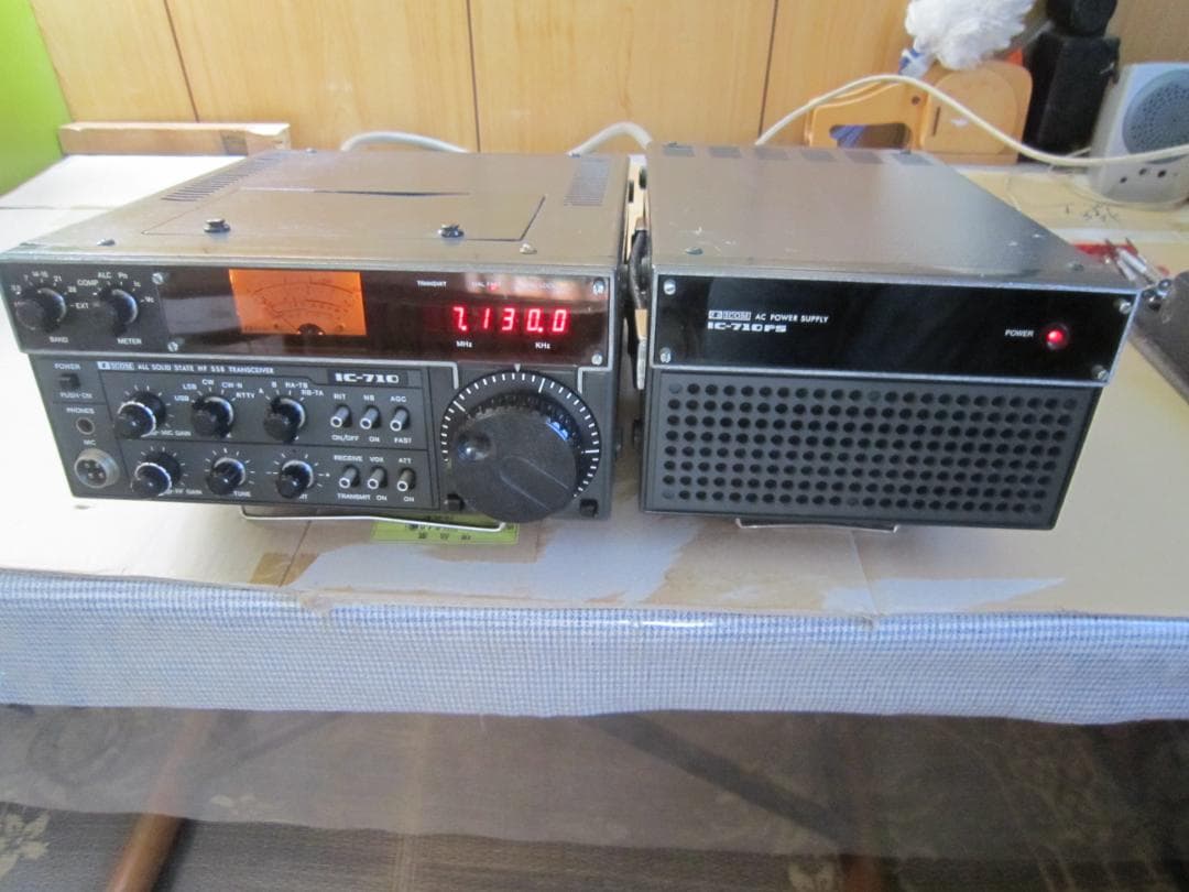 ICOM　HF オールモード　IC-710　専用電源付 現完動　100ｗ