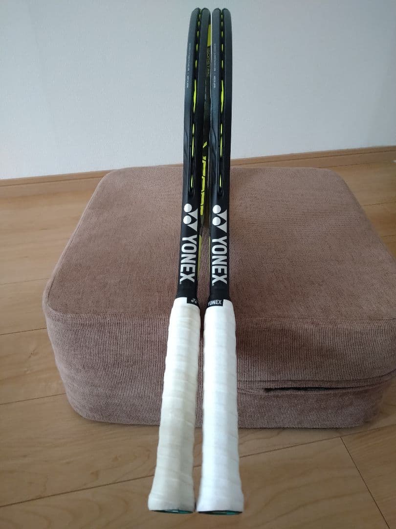 YONEX VCORE 100 （限定デザイン）2本セット G2
