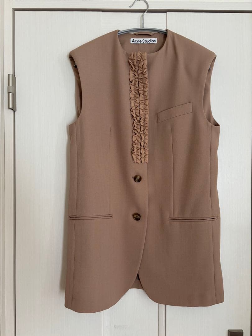 nagako　acne studios ジレ　ピンクべージュ　36サイズ