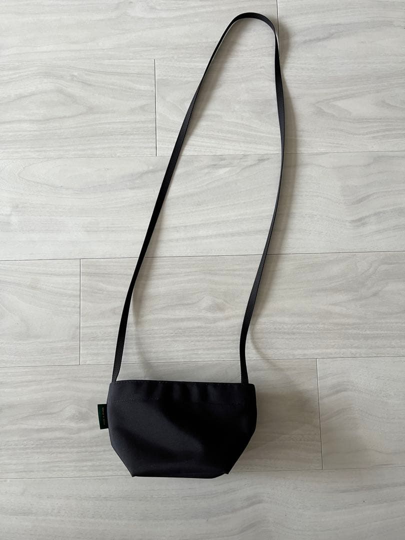 Hervé Chapelier（エルベ・シャプリエ）ショルダーポシェット（XS）