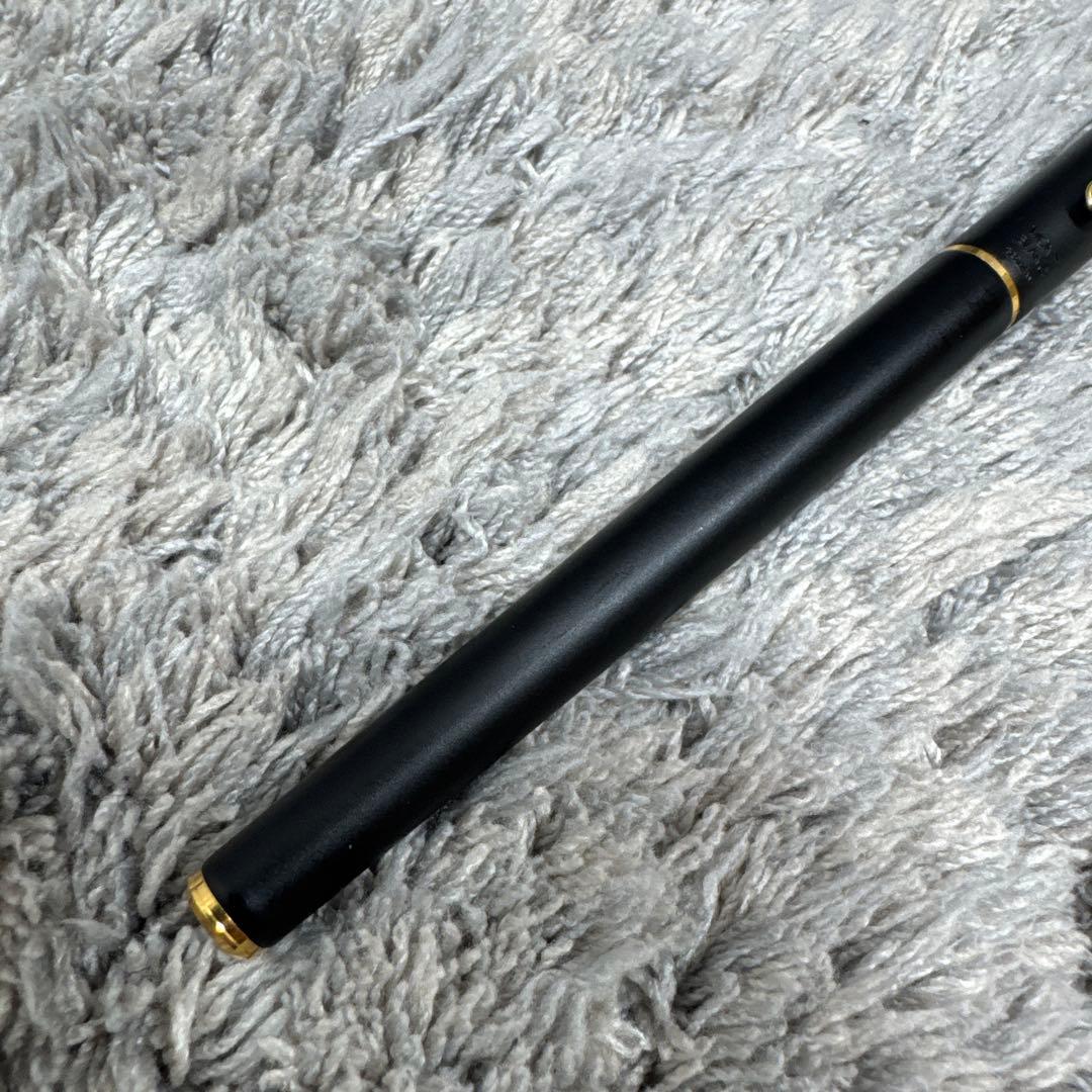 MONT BLANC モンブラン 万年筆 ブラック × ゴールド ホワイトスター