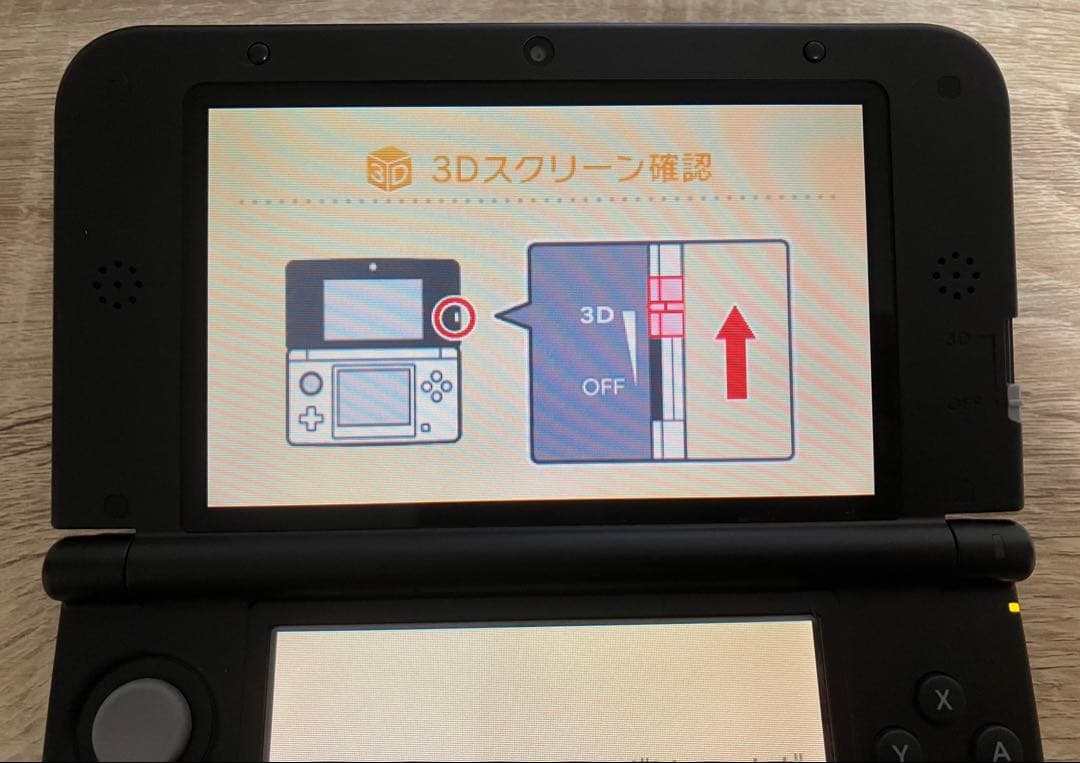 【美品】ニンテンドー3DSLL レッド×ブラック