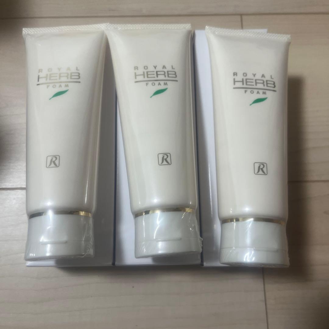 ロイヤルハーブ120g 洗顔料×3本