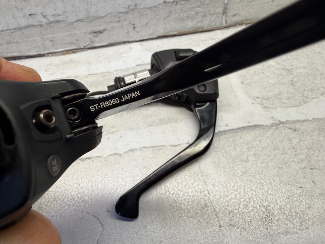 シマノ　アルテグラ　ST-R8060 di2 ブレーキレバー