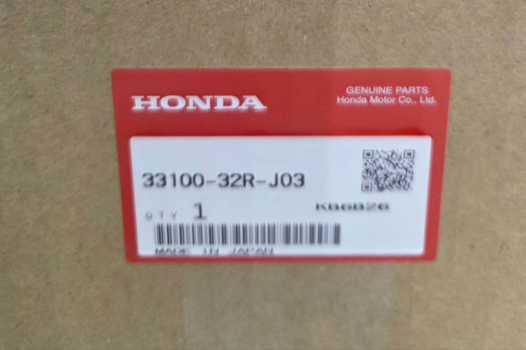 HONDA　N-BOXカスタム　JF5　ヘッドライト　左側