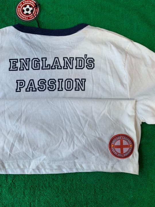 ENGLAND'S PASSION Tシャツ サポーター着用の定番 未使用タグ付