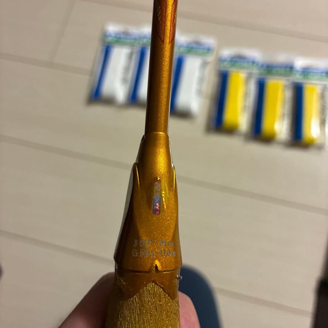 YONEX バドミントンラケット　88D PRO