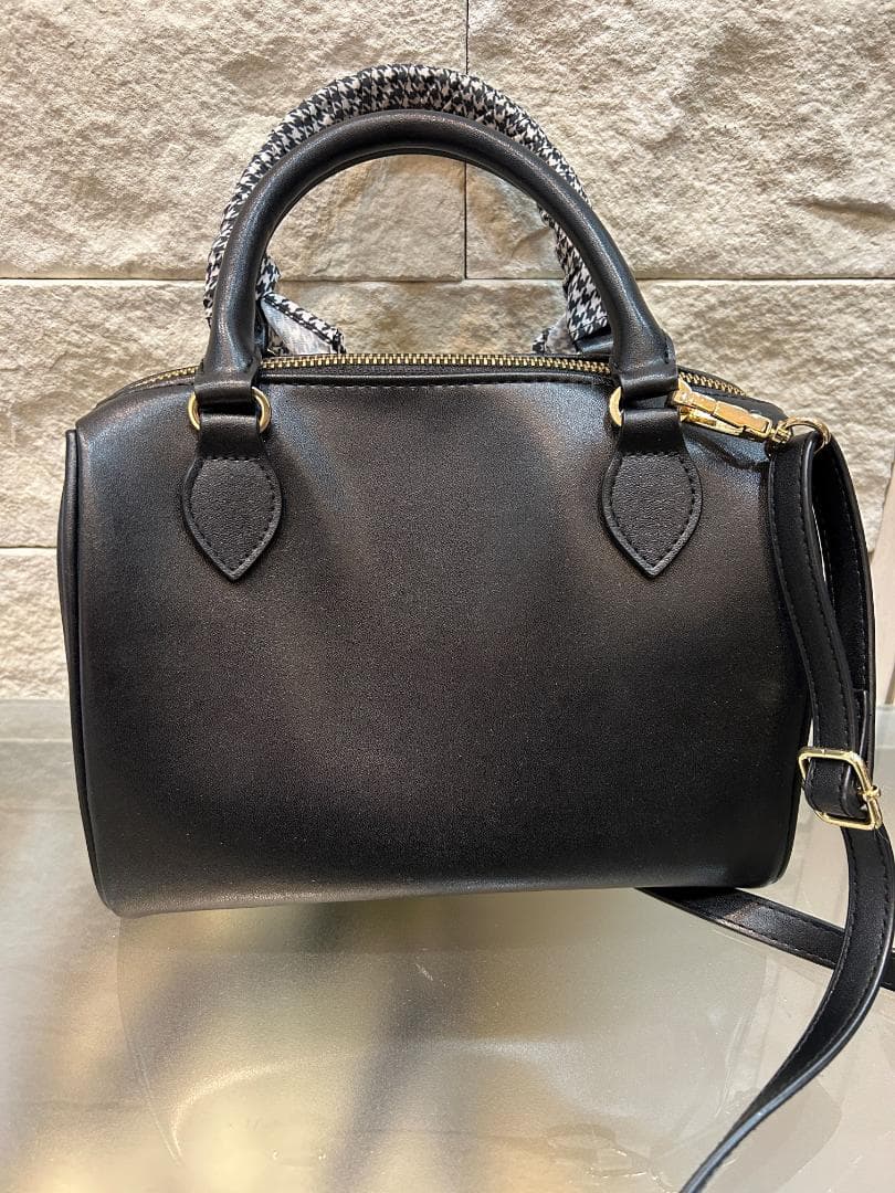 中古品 MARY QUANT ＆ ディズニー コラボ ボストン バニティポーチ