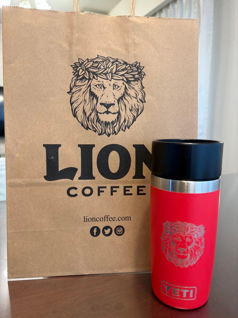 YETI Rambler イエティとライオンコーヒーコラボマグカップ