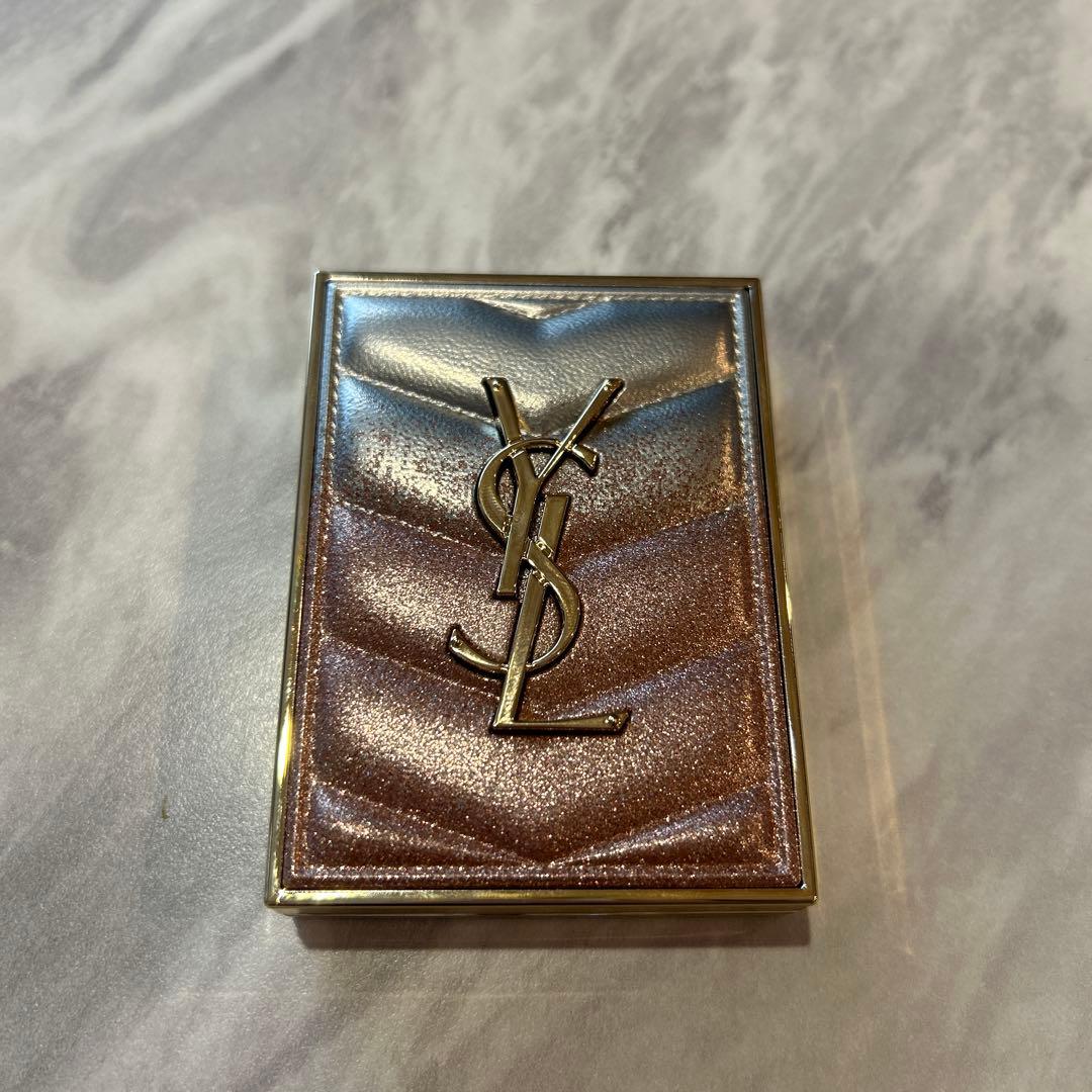 イブサンローラン　YSL クチュールミニクラッチ　126【2026春限定】