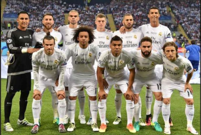 モドリッチ MODRIĆ 19番 レアル・マドリードホームユニフォーム