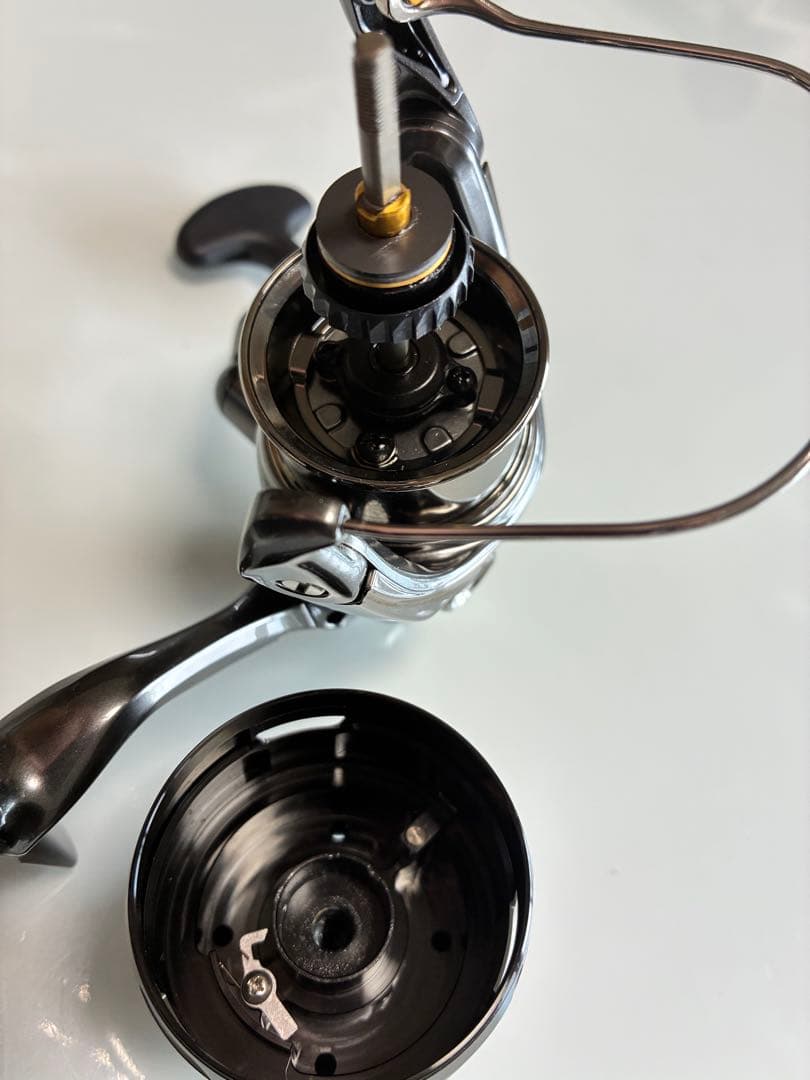 Shimano TWIN POWER 4000M スピニングリール