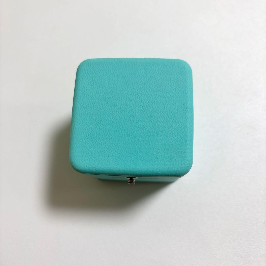 美品　ティファニー　ペアリングケース　空箱　指輪入れ　婚約指輪　リボン付き