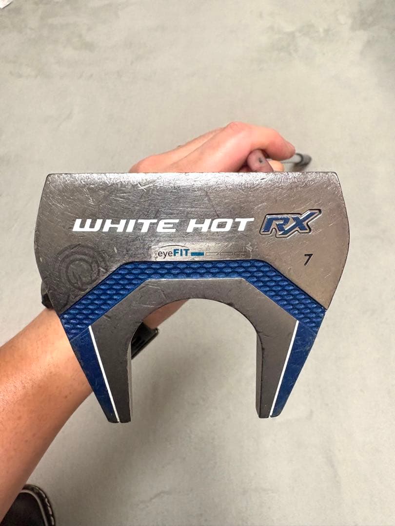 ODYSSEY WHITE HOT RX パター　オデッセイ　34インチカバー付