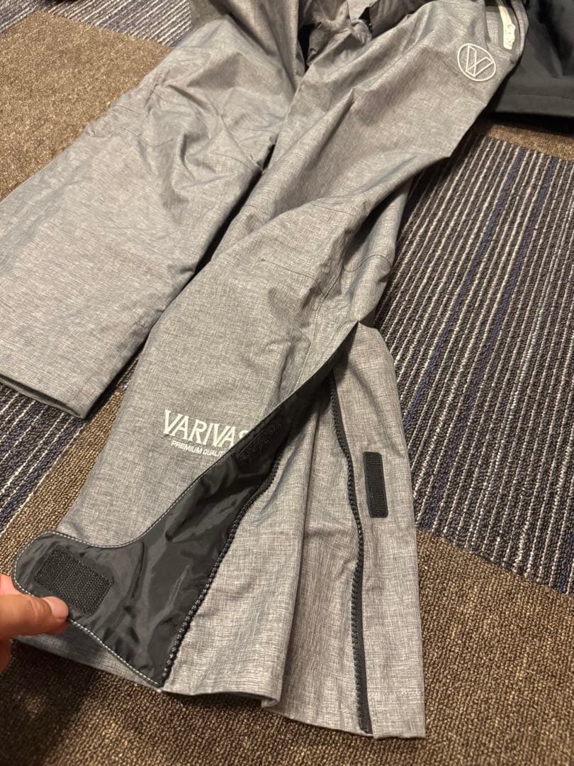 毎日値下げ中　完売品　超希少　バリバス　ドライアーマーレインスーツvars-09
