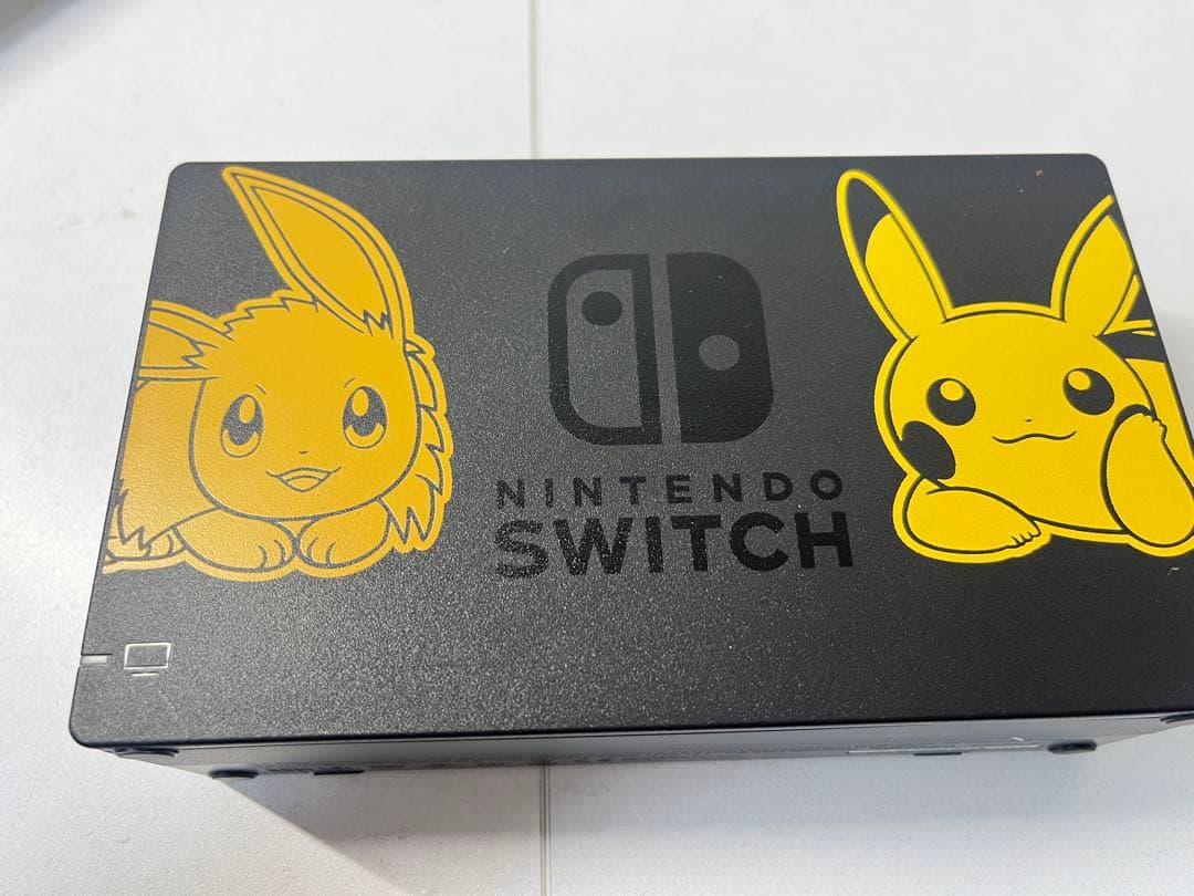 Nintendo Switch ピカチュウ ＋ モンスターボールPlus セット