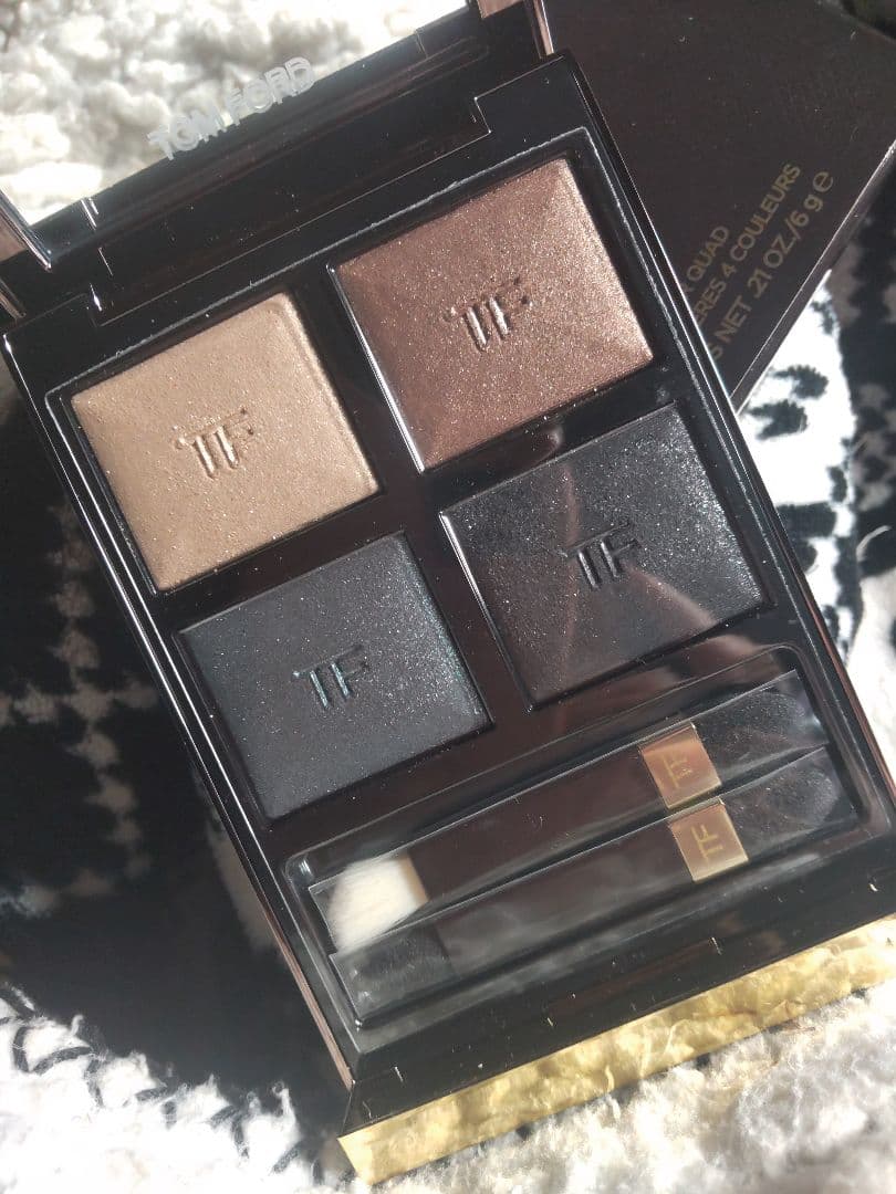 Tom Fordアイカラークォードメタリックデニムアイシャドウパレット 4色入り
