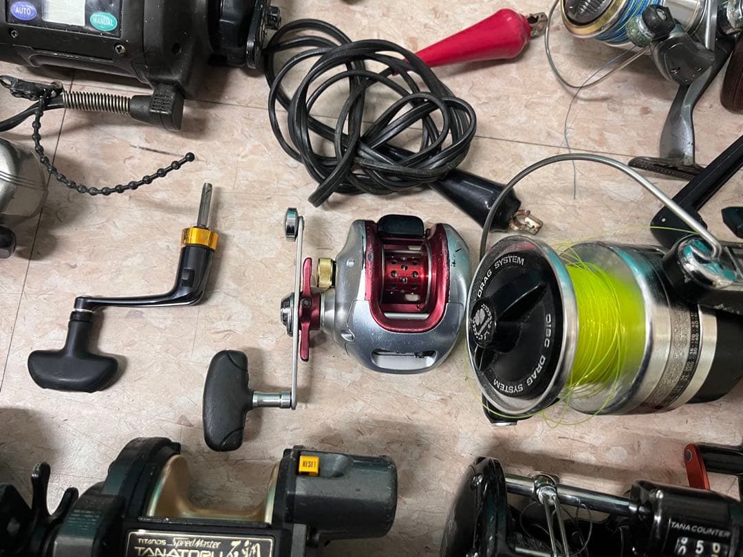 33個ジャンクリール　SHIMANO DAIWA などまとめ売り