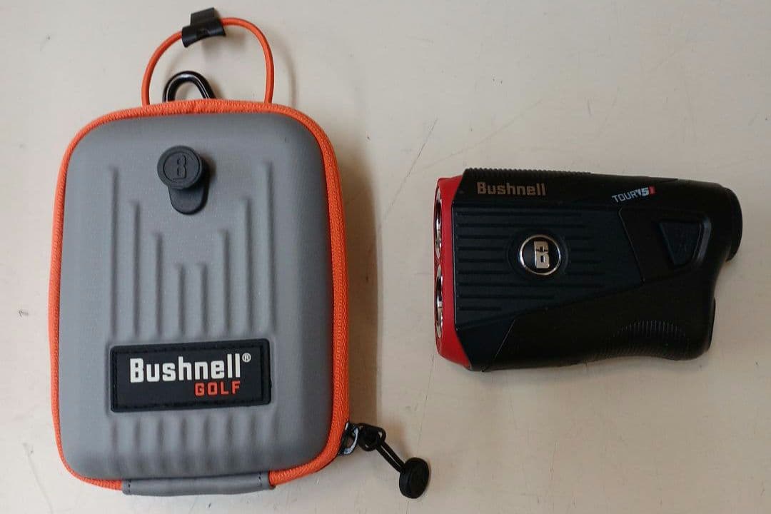 【現状渡し】Bushnell ゴルフ用レーザー距離計 tourv5