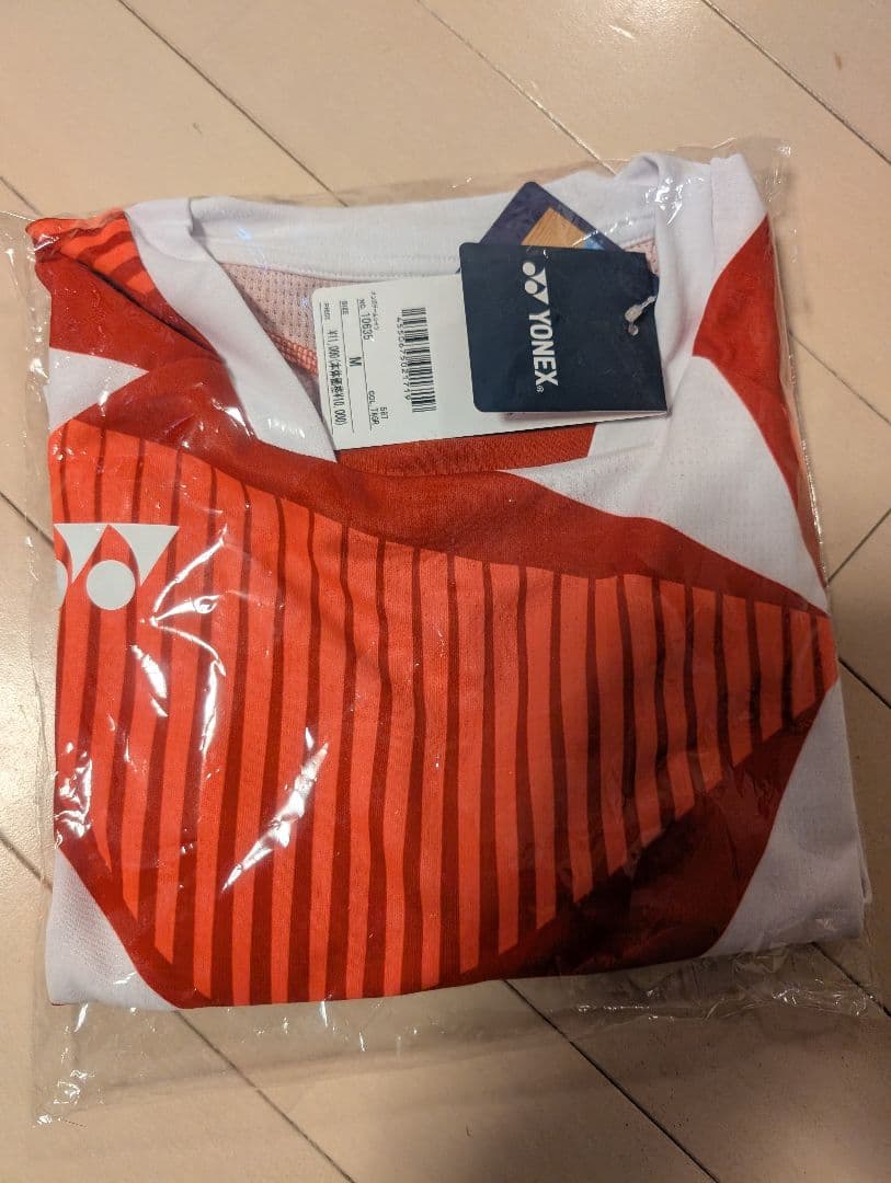 【随時値下げ】YONEX ゲームシャツ　タンゴレッド Tシャツ Mサイズ