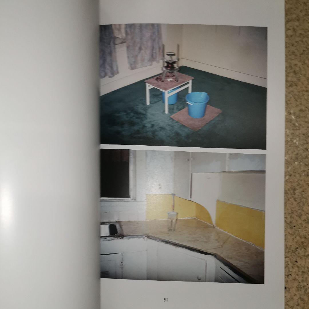 【限定500部】Clare Kelly 写真集（Hesse Press）