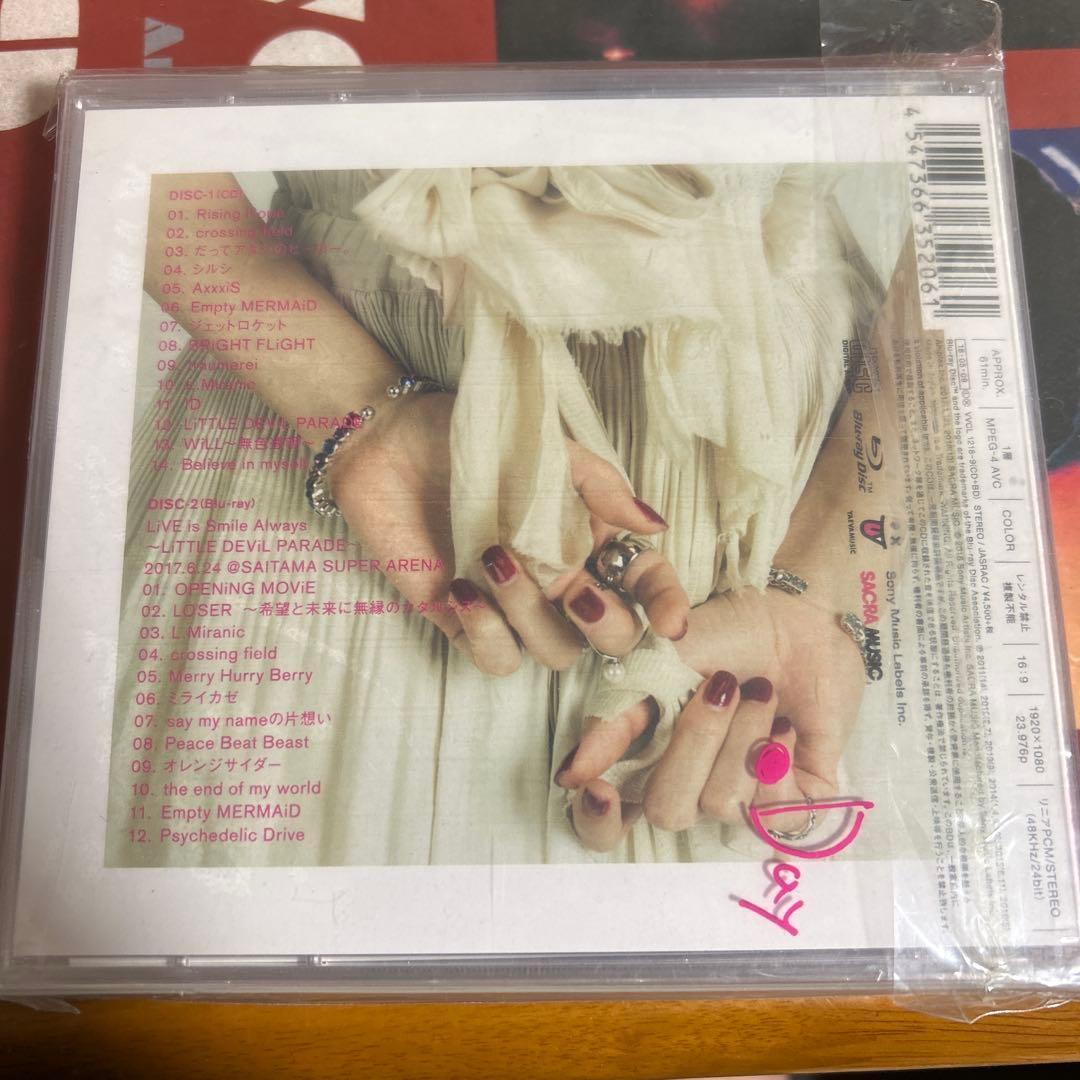 LiSA BEST-Day- 直筆サイン入り