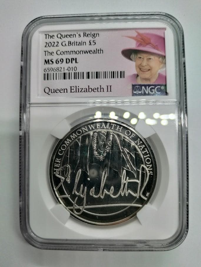 NGC MS69DPL 2022 イギリス £5 Commonwealth