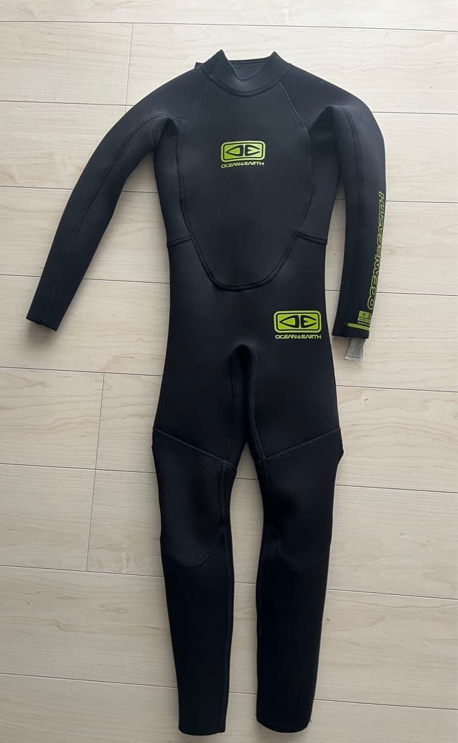 サーフィン　子供用　ウェットスーツ　3/2mm オーシャンアンドアース