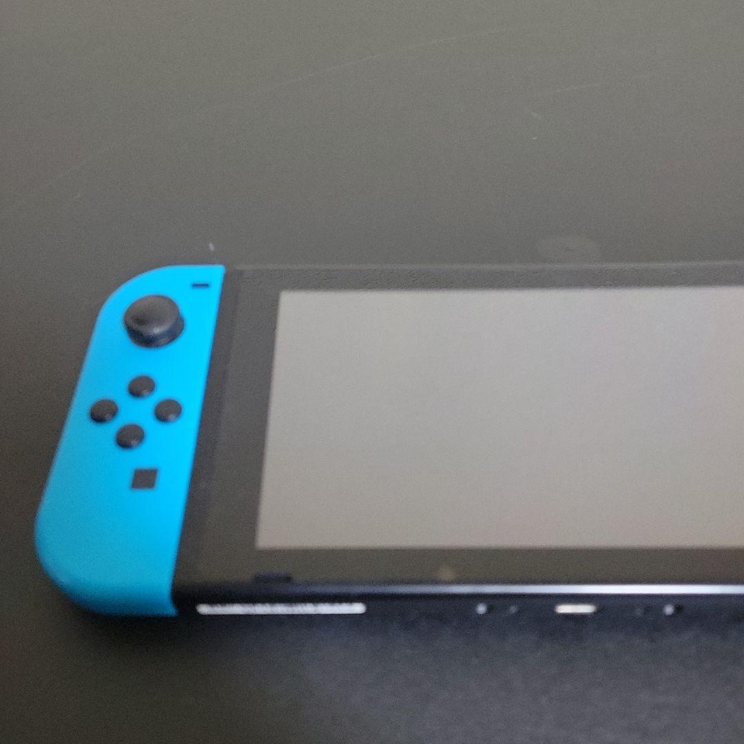 d*2様 Nintendo Switch 本体 青/赤