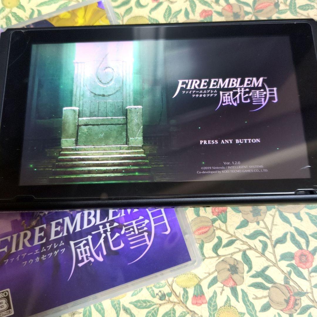 ファイアーエムブレム風花雪月　Switchソフト　スイッチ　パッケージ版　美品