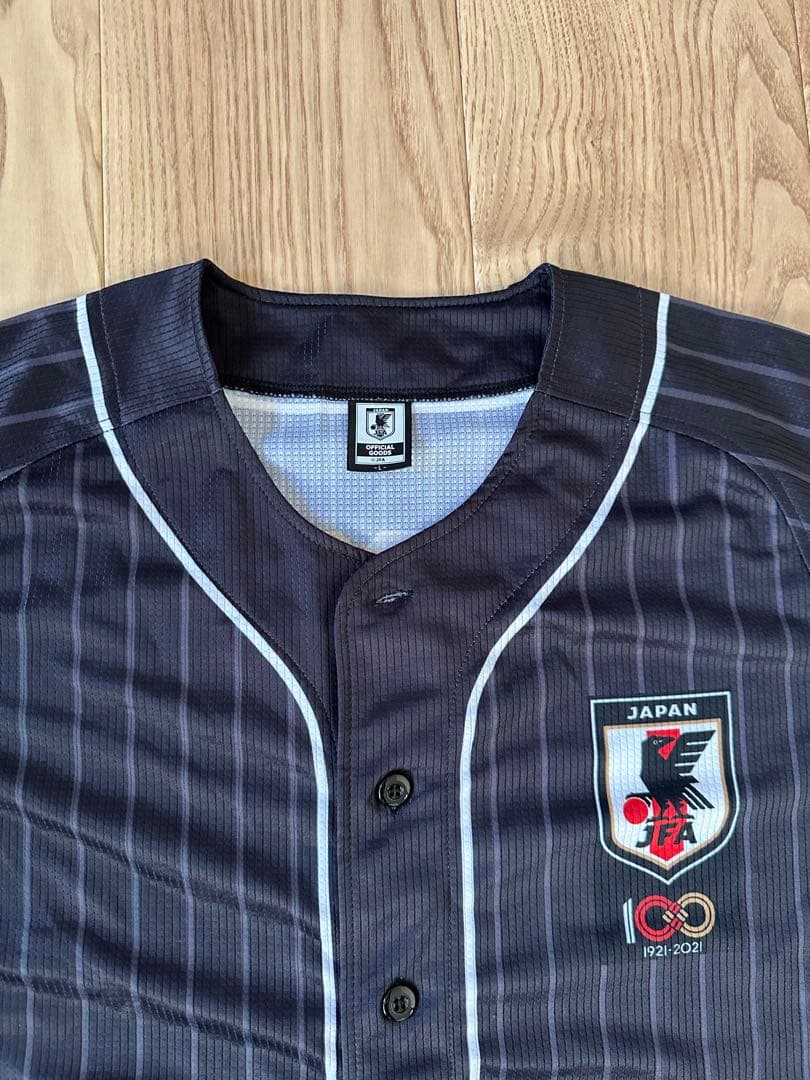 完売商品　サッカー日本代表　100周年記念ベースボールシャツ