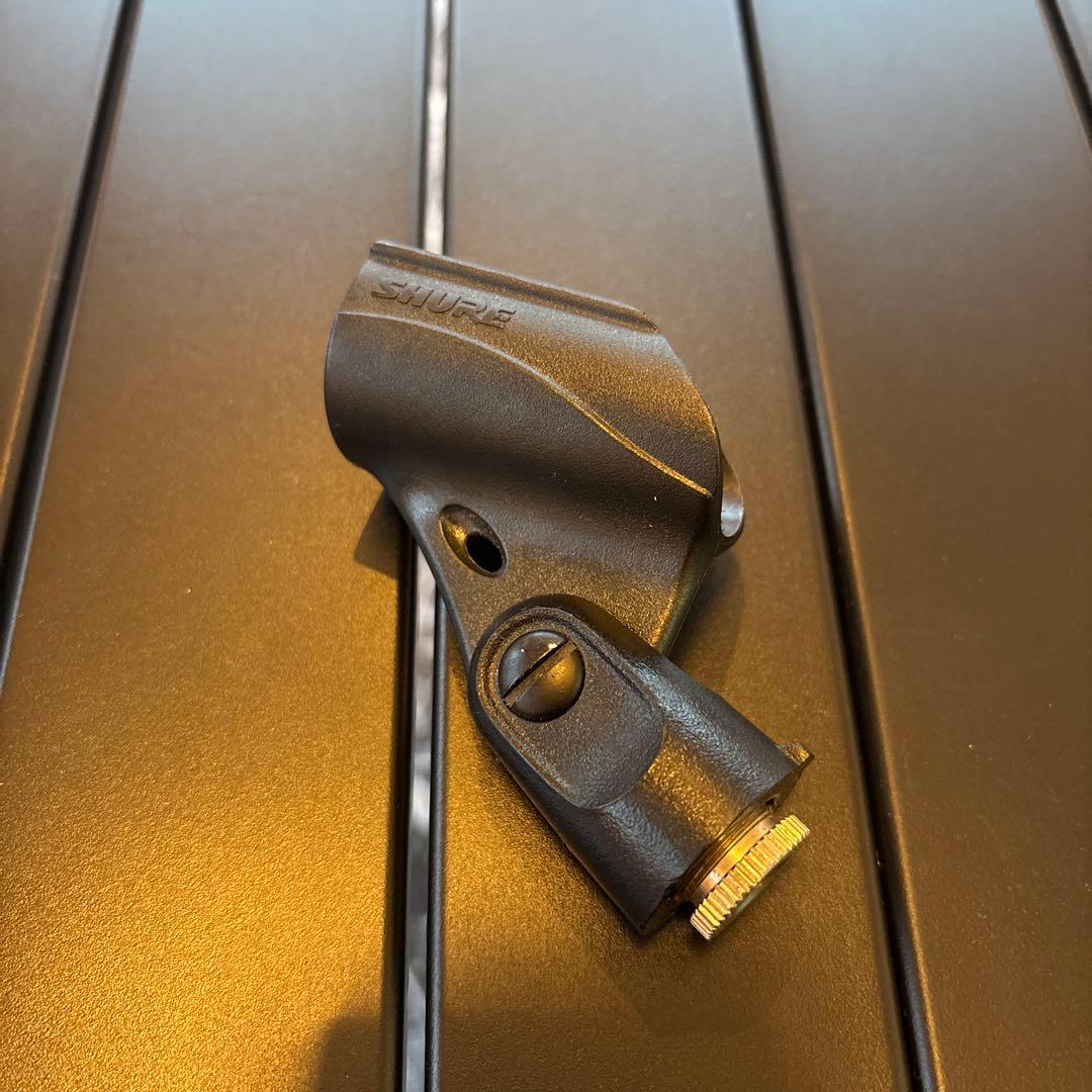 SHURE BETA 57A ダイナミックマイクとホルダー