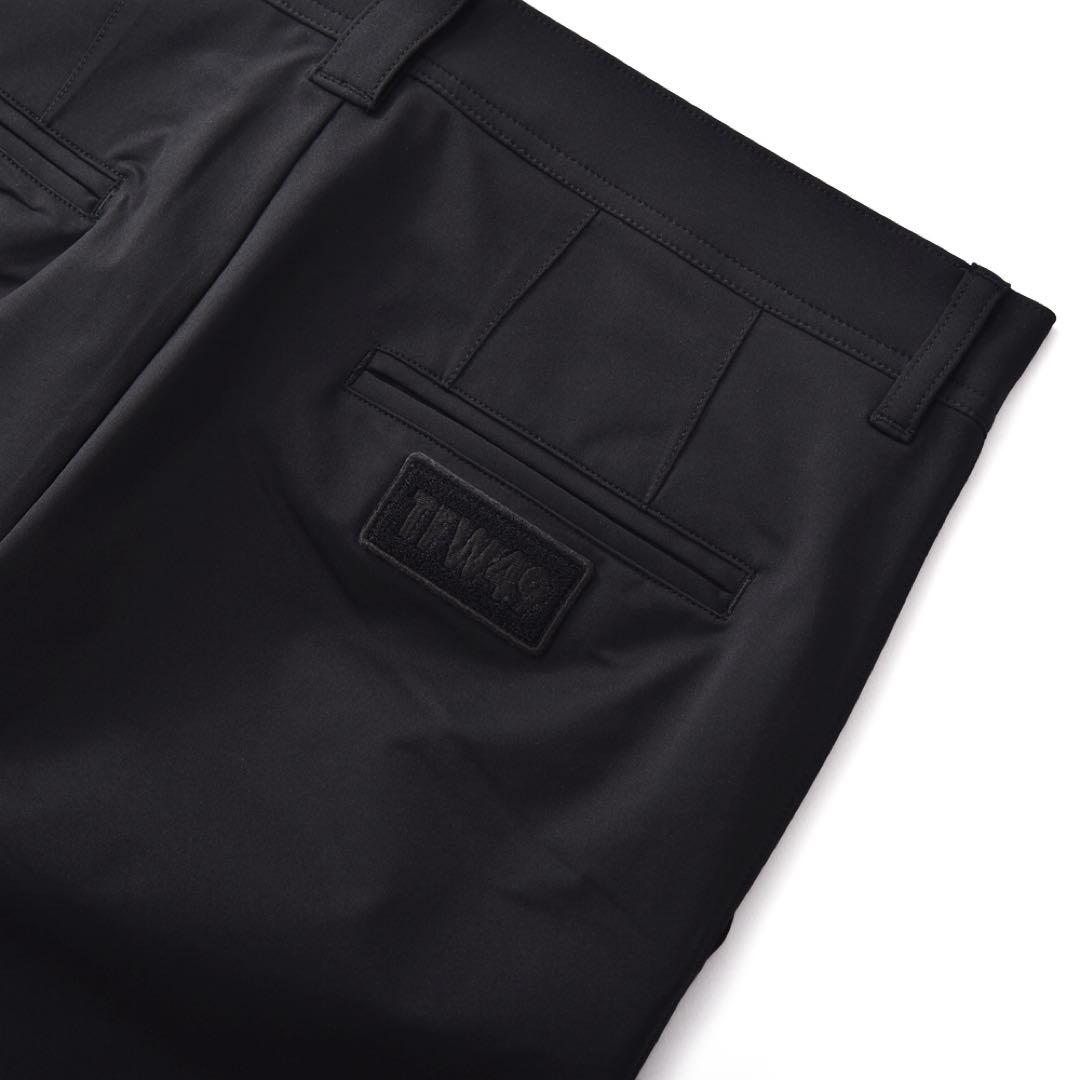 TFW49 SLIM STRAIGHT PANTS ブラック