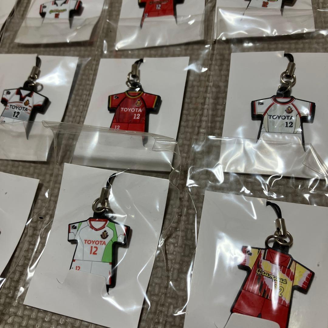 【希少品】【年代物】名古屋グランパス 歴代ユニフォームストラップ【フルコンプ】