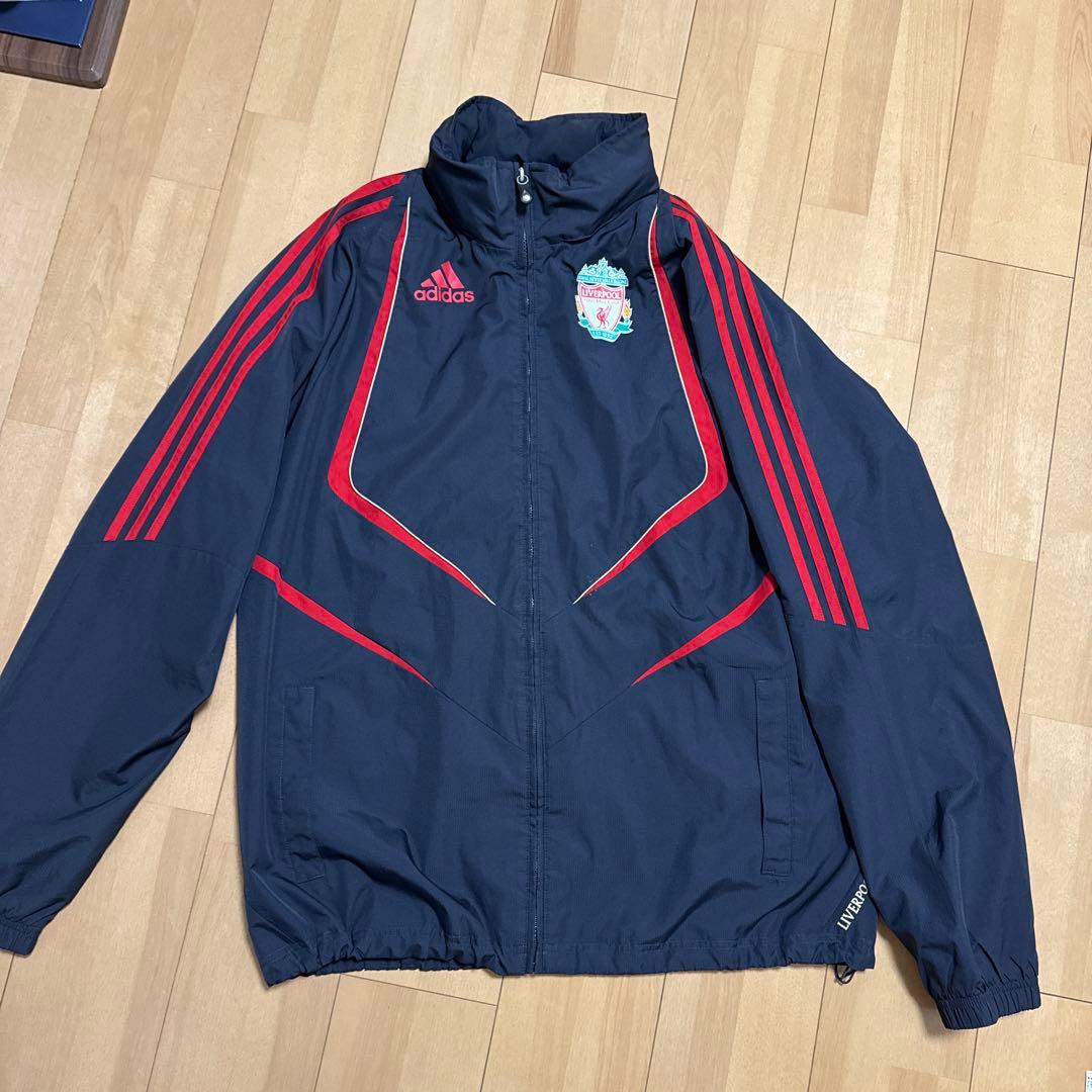 adidas リヴァプール ウィンドブレーカー